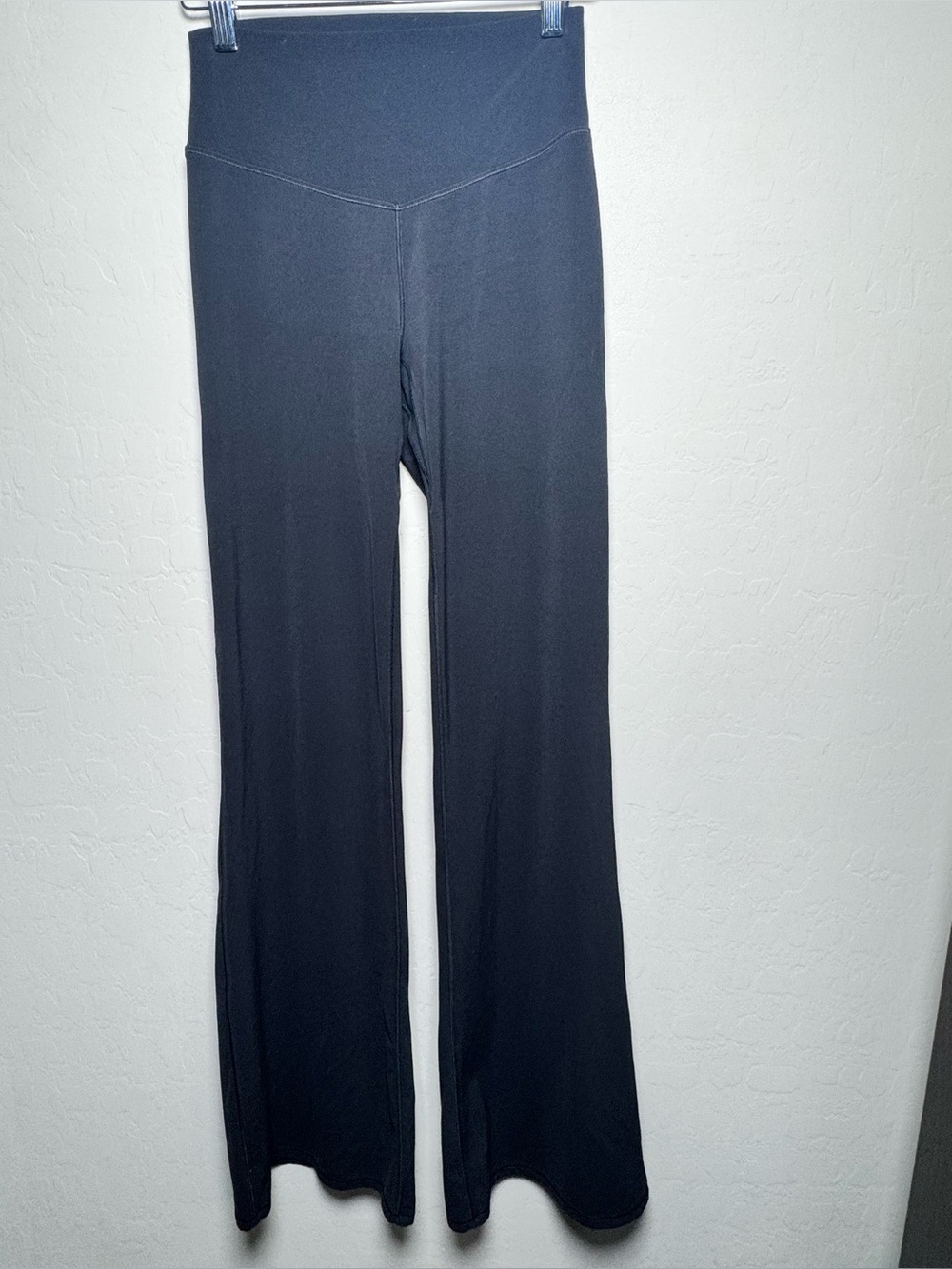 Vuori AllTheForm™ Flare NO size label inside. Please see measurements. - Picture 4 of 9